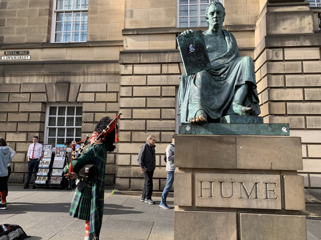 City Street Edinburgh Hume Statue