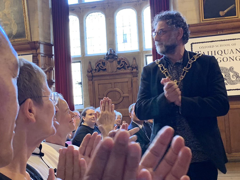 Oxford Mayor Craig Simmons is introduced