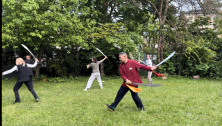 Double sabres_9702